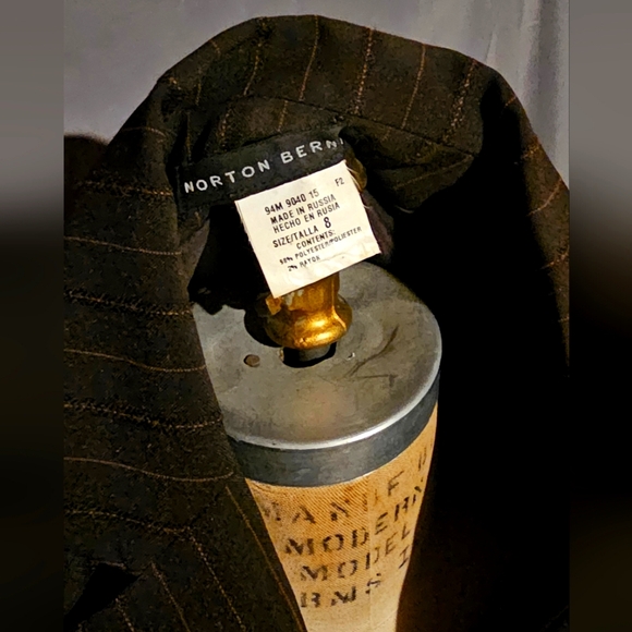 COPY - 2 piece designer vintage pant suit - Picture 2 of 2